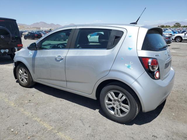 1G1JC6SBXD4247028 - 2013 CHEVROLET SONIC LT 银色 照片 2