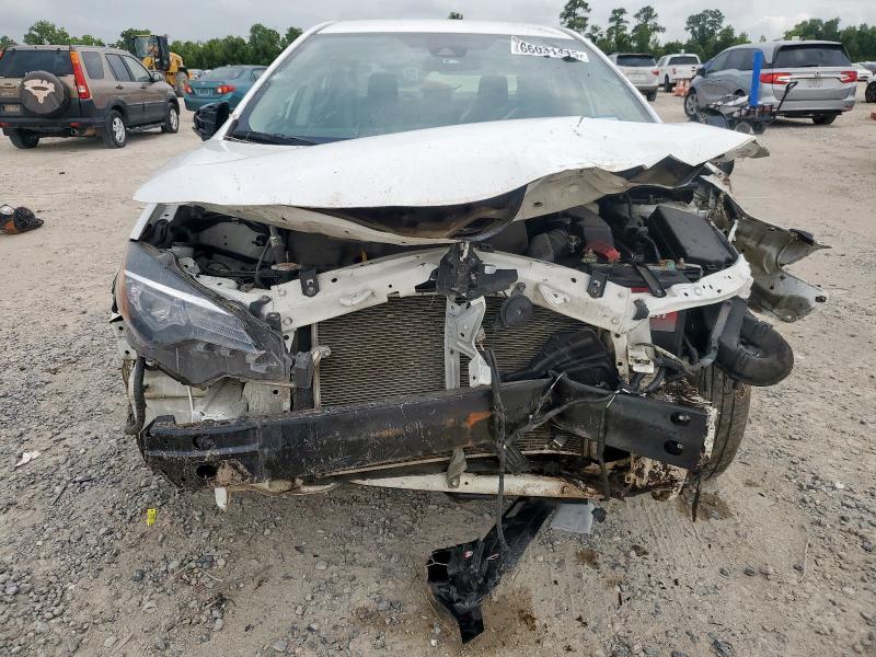5YFBURHE3HP694623 - 2017 TOYOTA COROLLA L WHITE photo 5