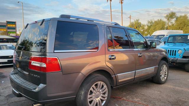 5LMJJ2J50AEJ08834 - 2010 LINCOLN NAVIGATOR GRAY photo 4