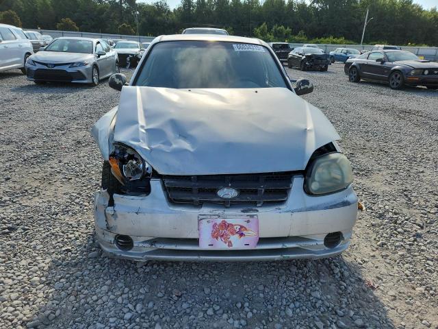 KMHCG35C34U300980 - 2004 HYUNDAI ACCENT GL GRAY photo 5