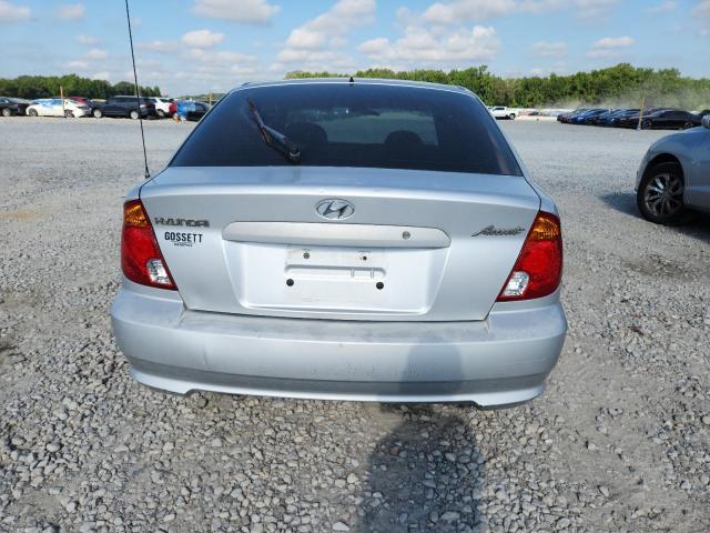 KMHCG35C34U300980 - 2004 HYUNDAI ACCENT GL GRAY photo 6