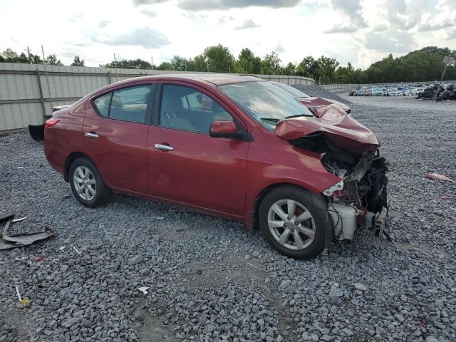 3N1CN7AP4DL860692 - 2013 NISSAN VERSA S 红色 照片 4