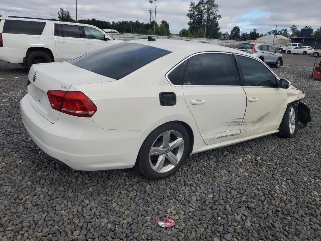 1VWAS7A33EC060065 - 2014 VOLKSWAGEN PASSAT S თეთრი ფოტო 3