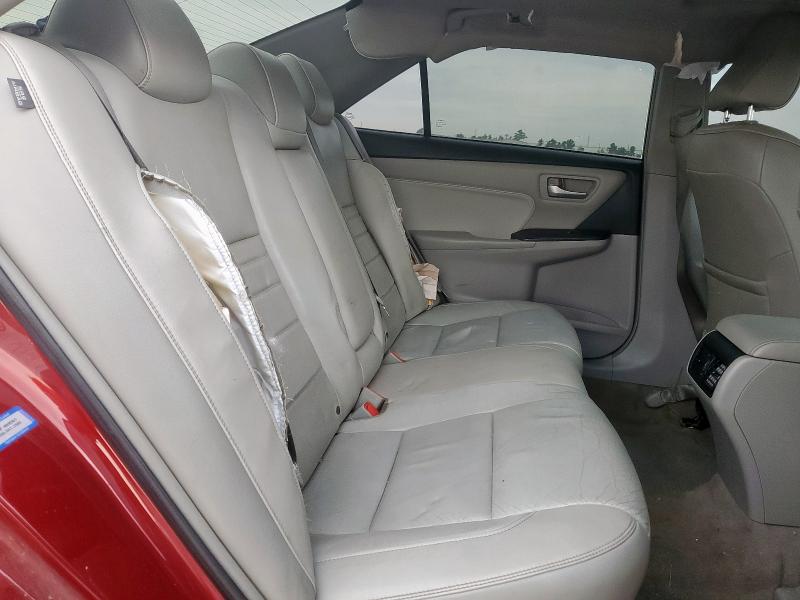 4T1BF1FK3FU971867 - 2015 TOYOTA CAMRY LE 红色 照片 10