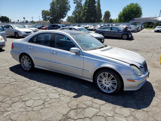 WDBUF56J26A965246 - 2006 MERCEDES-BENZ E 350 SILVER photo 4