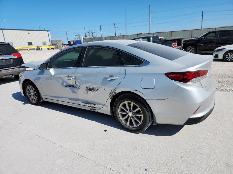 5NPE24AF5JH669573 - 2018 HYUNDAI SONATA SE ვერცხლისფერი ფოტო 2