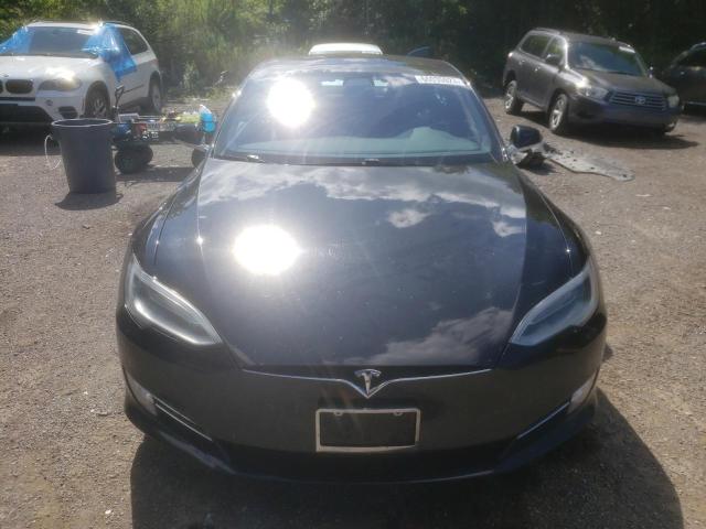 5YJSA1E24HF204383 - 2017 TESLA MODEL S أسود صورة 5