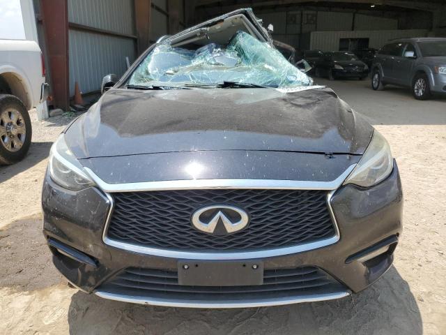 SJKCH5CPXHA024790 - 2017 INFINITI QX30 BASE BLACK photo 5