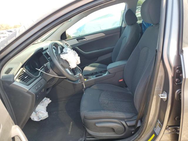 5NPE24AF9KH748164 - 2019 HYUNDAI SONATA SE 灰色 照片 7