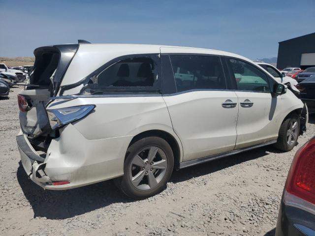 5FNRL6H73JB053930 - 2018 HONDA ODYSSEY EXL WHITE photo 3