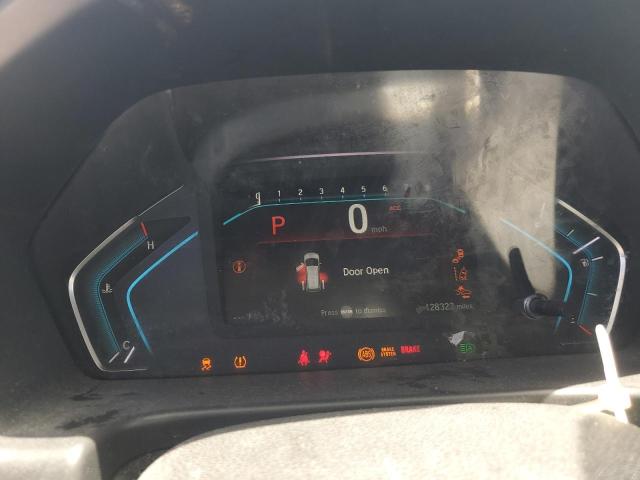 5FNRL6H73JB053930 - 2018 HONDA ODYSSEY EXL WHITE photo 9