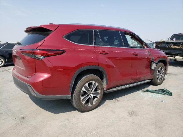 5TDGZRAH4MS034734 - 2021 TOYOTA HIGHLANDER XLE BURGUNDY photo 3