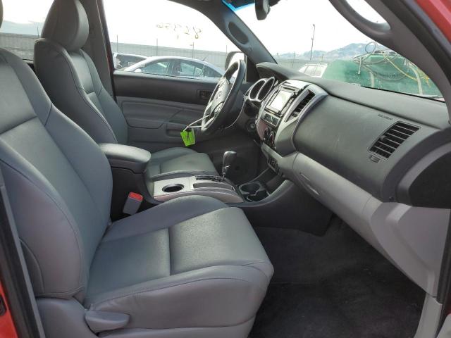 3TMLU4EN8FM201504 - 2015 TOYOTA TACOMA DOUBLE CAB Qırmızı foto 5