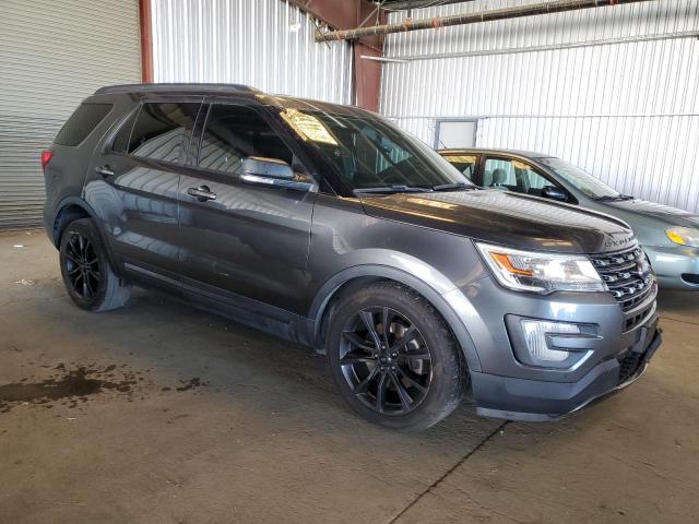 1FM5K7D82HGE38333 - 2017 FORD EXPLORER XLT GRAY photo 4