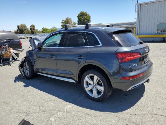 WA1BNAFY2K2093781 - 2019 AUDI Q5 PREMIUM PLUS BLACK photo 2