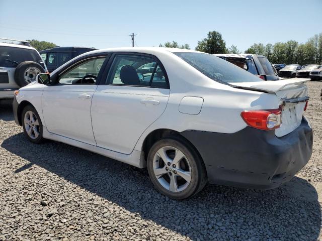 5YFBU4EE1DP211972 - 2013 TOYOTA COROLLA BASE თეთრი ფოტო 2