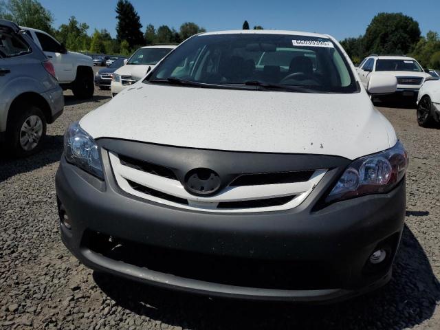 5YFBU4EE1DP211972 - 2013 TOYOTA COROLLA BASE თეთრი ფოტო 5