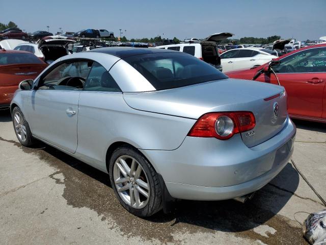 WVWFA71F98V010009 - 2008 VOLKSWAGEN EOS LUX 灰色 照片 2
