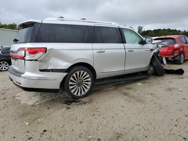 5LMJJ3LT5KEL14122 - 2019 LINCOLN NAVIGATOR L RESERVE SILVER photo 3