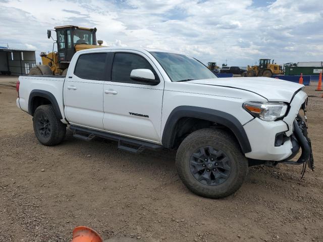 5TFCZ5AN5MX262796 - 2021 TOYOTA TACOMA DOUBLE CAB WHITE photo 4