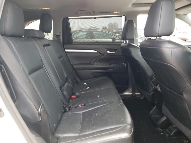 5TDKKRFH4FS064150 - 2015 TOYOTA HIGHLANDER XLE 白色 照片 11