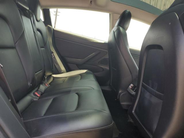 5YJ3E1EA3JF173214 - 2018 TESLA MODEL 3 Schwarz Foto 10