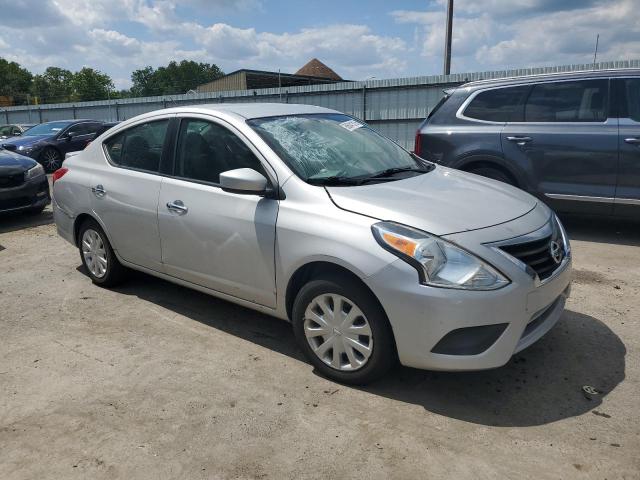 3N1CN7APXKL868311 - 2019 NISSAN VERSA S WHITE photo 4