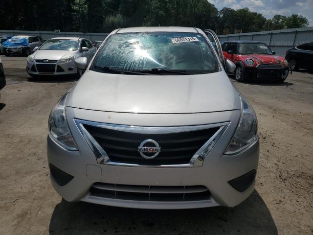 3N1CN7APXKL868311 - 2019 NISSAN VERSA S WHITE photo 5