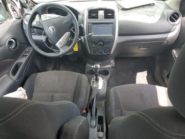 3N1CN7APXKL868311 - 2019 NISSAN VERSA S WHITE photo 8