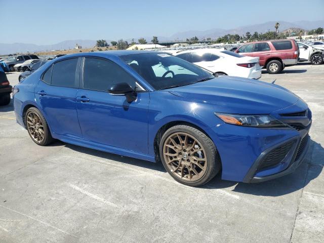 4T1T31AKXRU073176 - 2024 TOYOTA CAMRY SE NIGHT SHADE BLUE photo 4