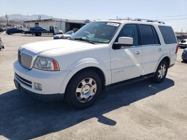 5LMFU28515LJ04439 - 2005 LINCOLN NAVIGATOR 白色 照片 1