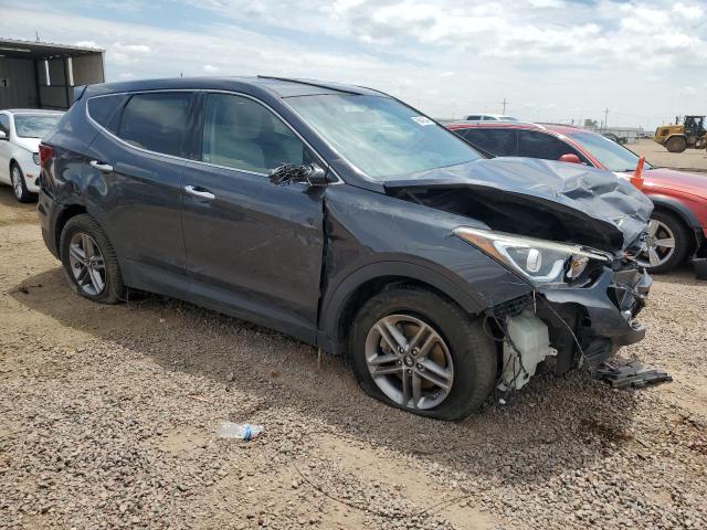 5XYZTDLB8JG560444 - 2018 HYUNDAI SANTA FE S GRAY photo 4