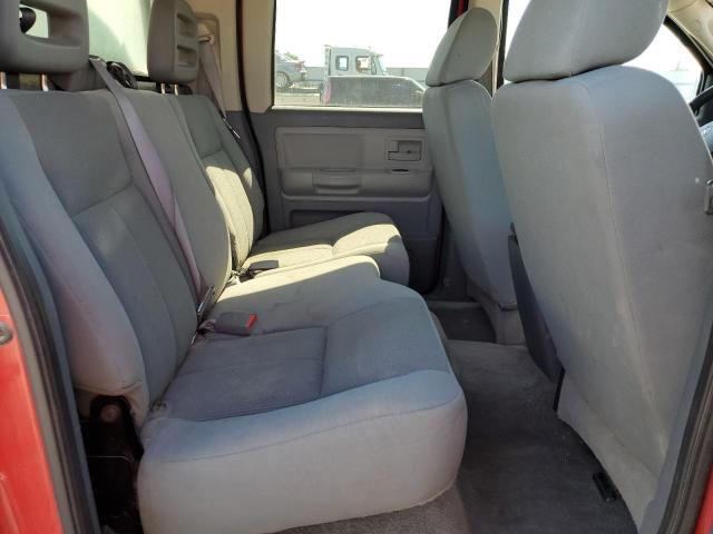 1D7HW48N65S237912 - 2005 DODGE DAKOTA QUAD SLT RED photo 10