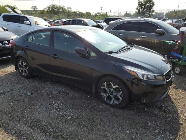 3KPFK4A75HE118037 - 2017 KIA FORTE LX BLACK photo 4