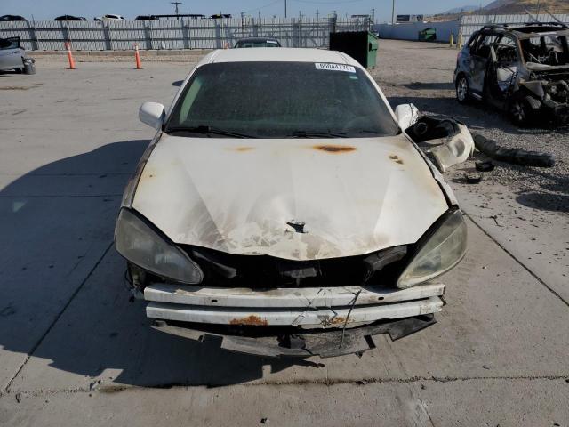 2G2WP552561278021 - 2006 PONTIAC GRAND PRIX WHITE photo 5