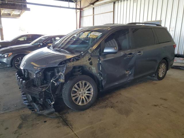 2017 TOYOTA SIENNA XLE, 