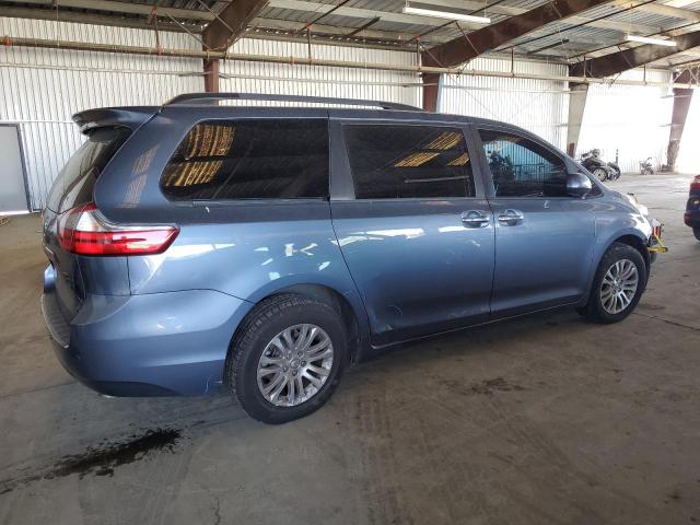 5TDYZ3DC3HS802534 - 2017 TOYOTA SIENNA XLE BLUE photo 3