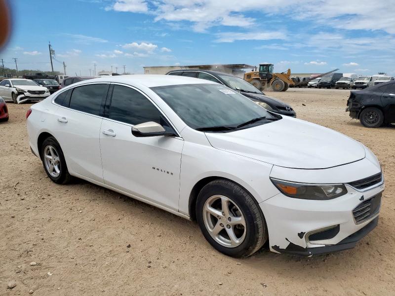 1G1ZB5ST1JF219322 - 2018 CHEVROLET MALIBU LS Biały zdjęcie 4