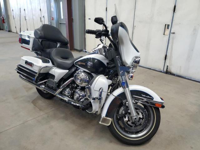 1HD1FC4168Y702567 - 2008 HARLEY-DAVIDSON FLHTCUI 白色 照片 1