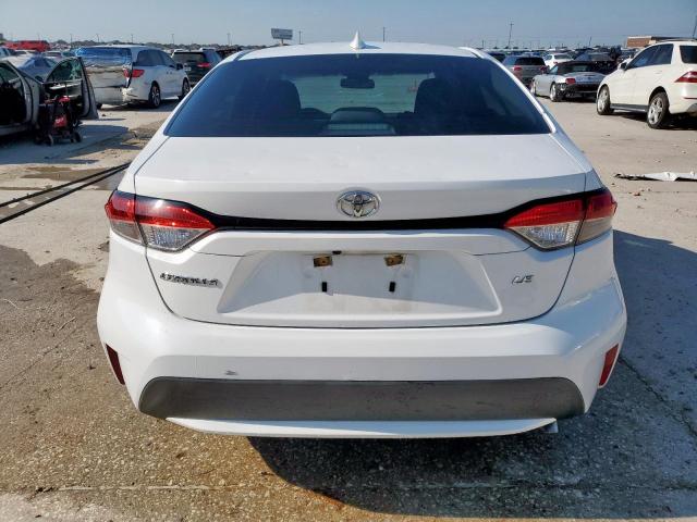 5YFHPRAE6LP020647 - 2020 TOYOTA COROLLA LE WHITE photo 6