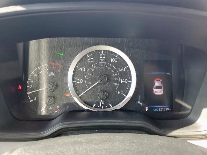 5YFHPRAE6LP020647 - 2020 TOYOTA COROLLA LE WHITE photo 9