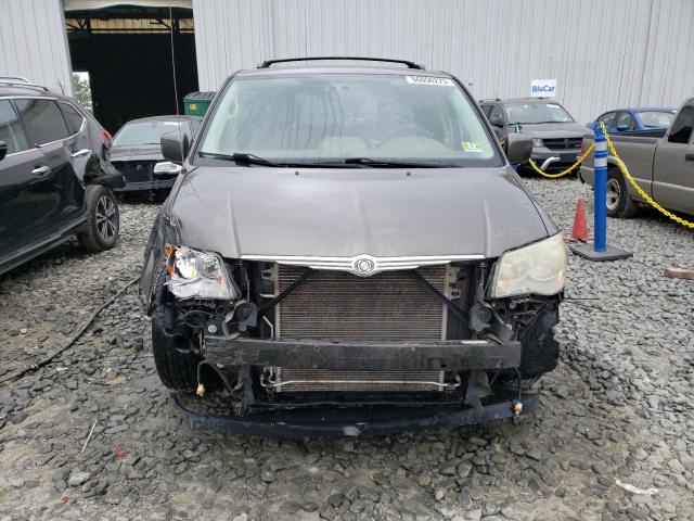 2A4RR5D16AR301029 - 2010 CHRYSLER TOWN & COU TOURING 绿色 照片 5