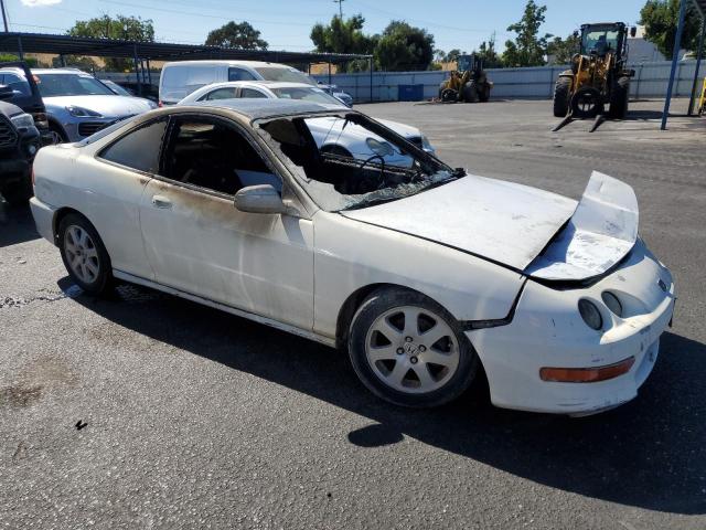 JH4DC4356YS000493 - 2000 ACURA INTEGRA LS WHITE photo 4