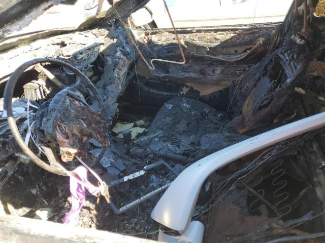 JH4DC4356YS000493 - 2000 ACURA INTEGRA LS WHITE photo 7