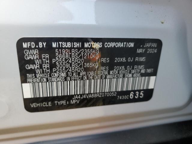 JA4J4VA88RZ070052 - 2024 MITSUBISHI OUTLANDER SE WHITE photo 13