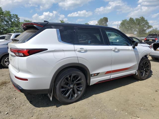 JA4J4VA88RZ070052 - 2024 MITSUBISHI OUTLANDER SE WHITE photo 3