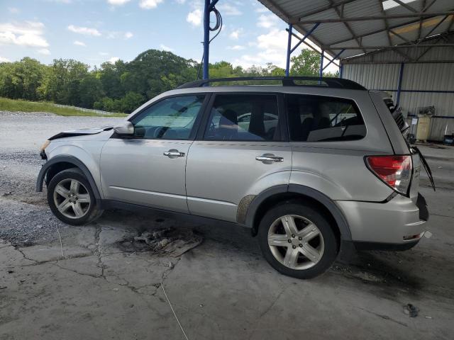 JF2SH6CC3AH754928 - 2010 SUBARU FORESTER 2.5X PREMIUM SILVER photo 2