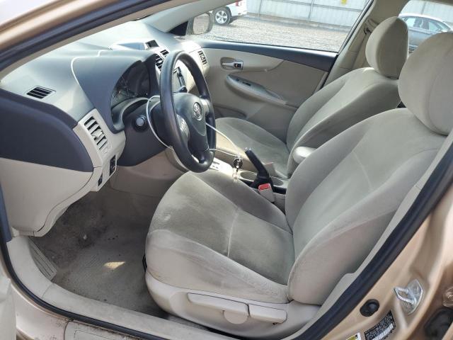 2T1BU4EE9DC026875 - 2013 TOYOTA COROLLA BASE 金色 照片 7