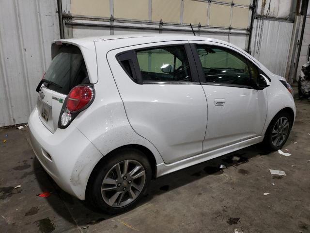 KL8CK6S08GC592921 - 2016 CHEVROLET SPARK 1LT WHITE photo 3