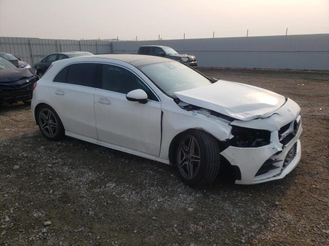 WDD3F4HB7KJ099105 - 2019 MERCEDES-BENZ A 250 4MATIC WHITE photo 4